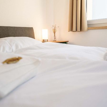 Moderne Wohnung Mit Parkplatz Ostermundigen Exterior foto