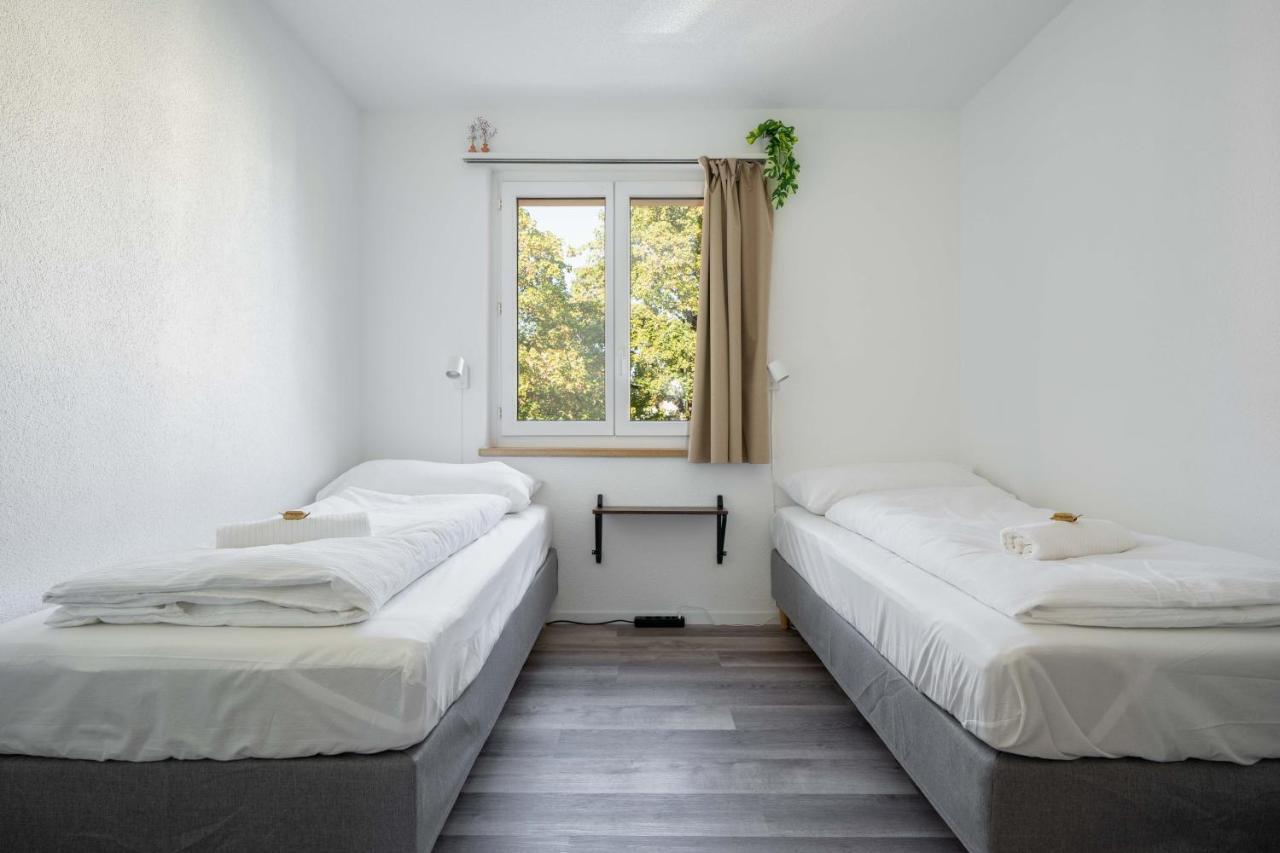Moderne Wohnung Mit Parkplatz Ostermundigen Exterior foto