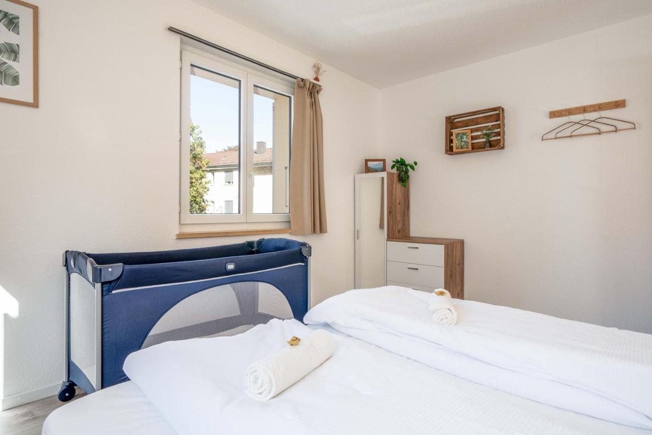 Moderne Wohnung Mit Parkplatz Ostermundigen Exterior foto