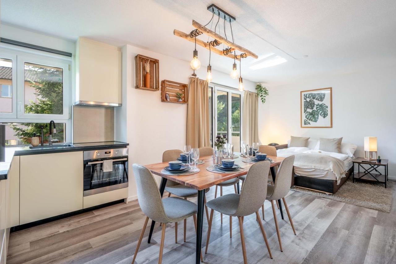 Moderne Wohnung Mit Parkplatz Ostermundigen Exterior foto