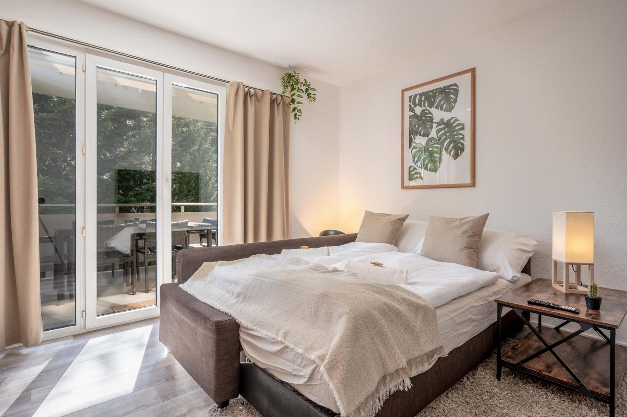 Moderne Wohnung Mit Parkplatz Ostermundigen Exterior foto